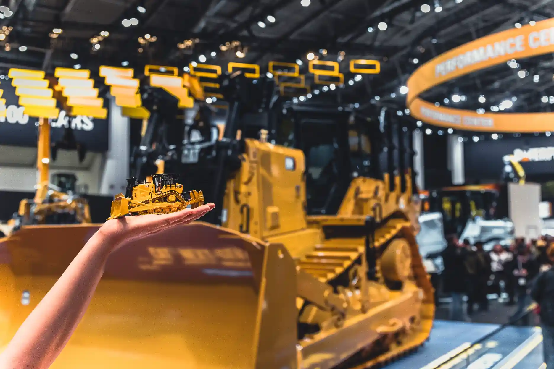 Bauma 2025 Caterpillar-Halle, Aufnahme der Messepräsenz in München