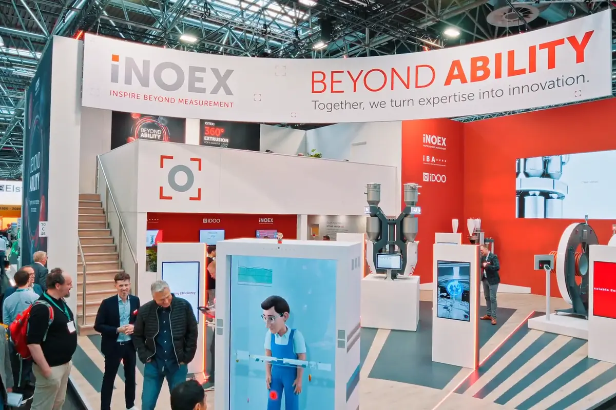 Messestand von iNOEX auf der K 2025 in Düsseldorf