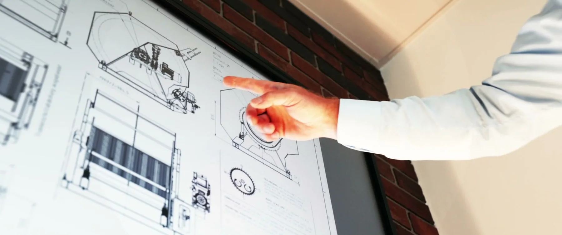 Technische Zeichnung einer Sonderkonstruktion an der Wand