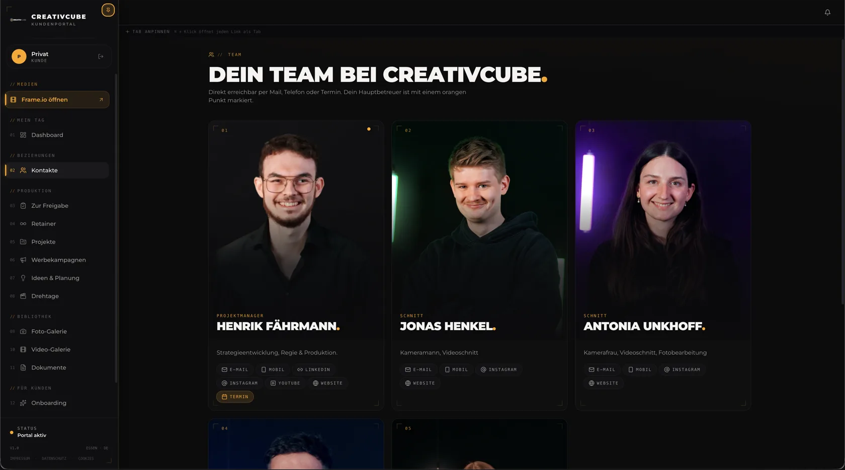 Team-Ansicht im Kundenportal: Kontaktkarten des CreativCube-Teams mit Rollen und markiertem Hauptbetreuer