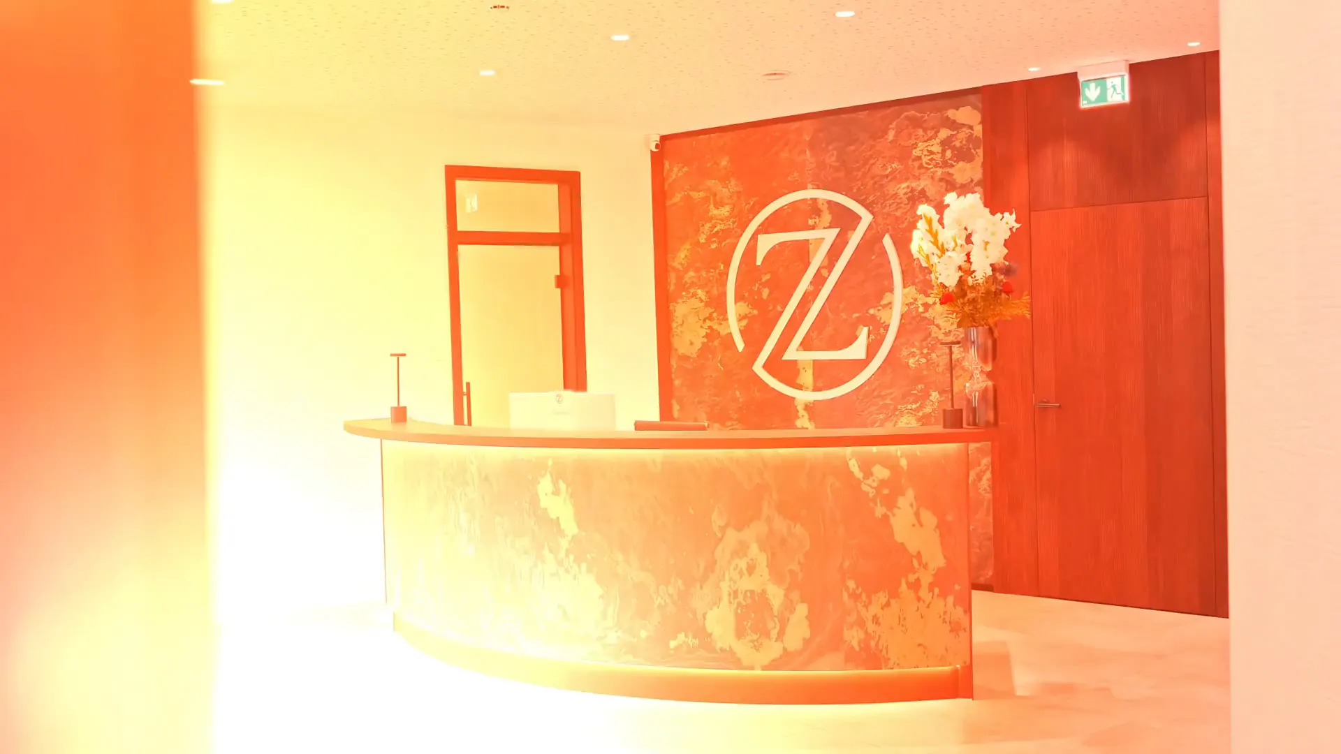 Zahnmedizinisches Zentrum Osnabrück · Website, Filme und Fotos für eine neue Zahnarztpraxis, vom ersten Tag an