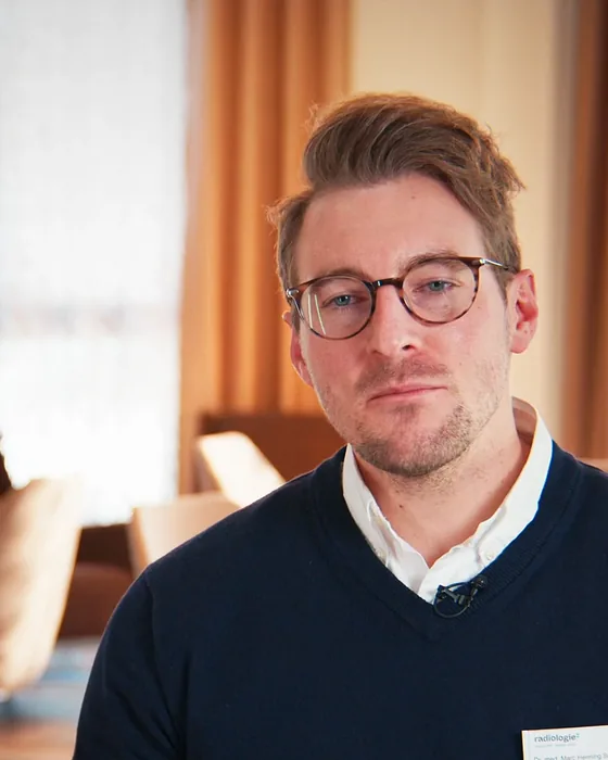 Dr. med. Marc Henning Schäfer im Interview für den Imagefilm