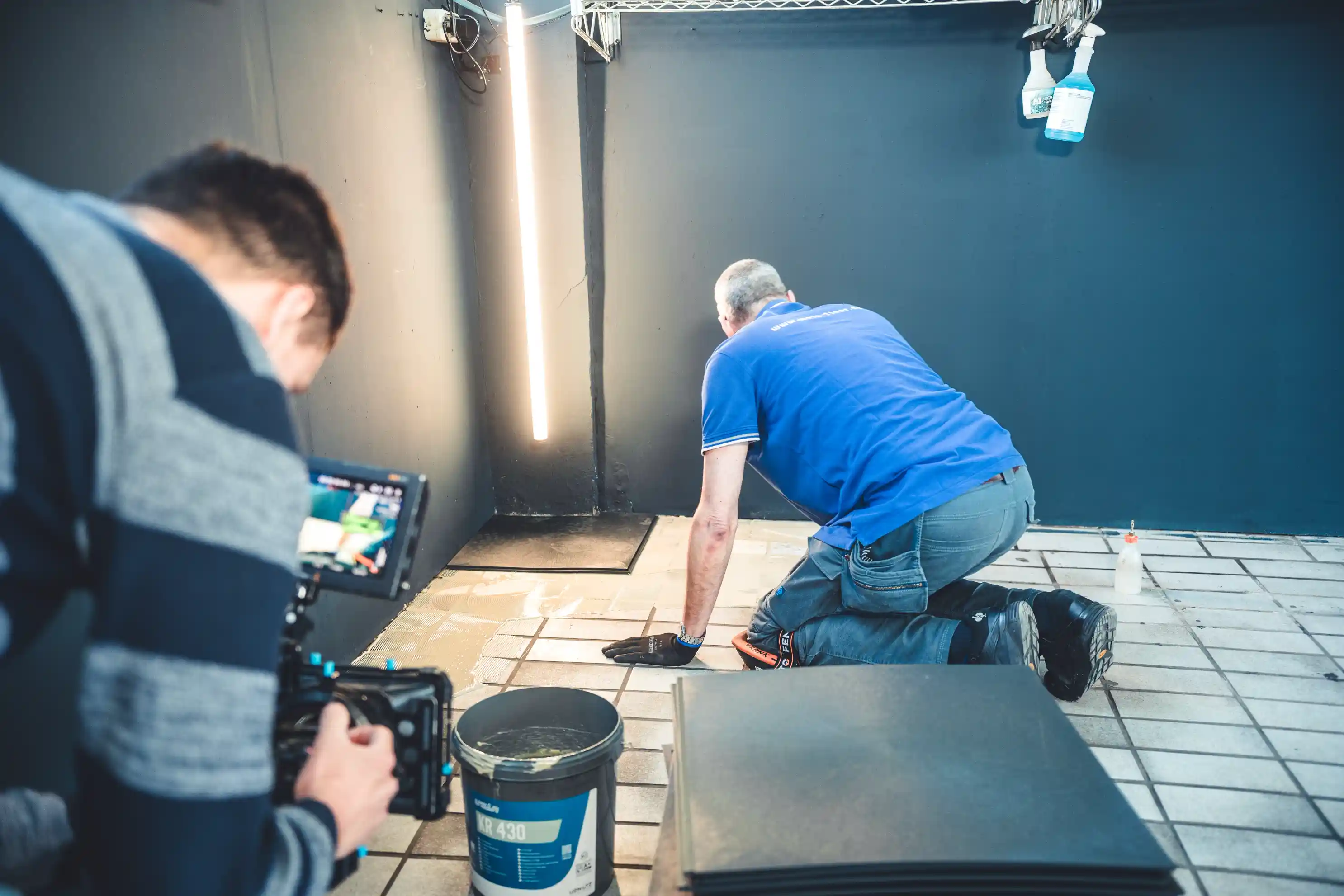 Mehrsprachige Videoproduktion mit KI-Übersetzung für internationale Vertriebspartner